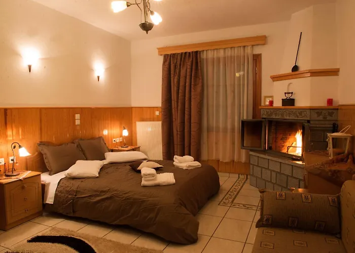 La Petri Studios With Fireplace & View