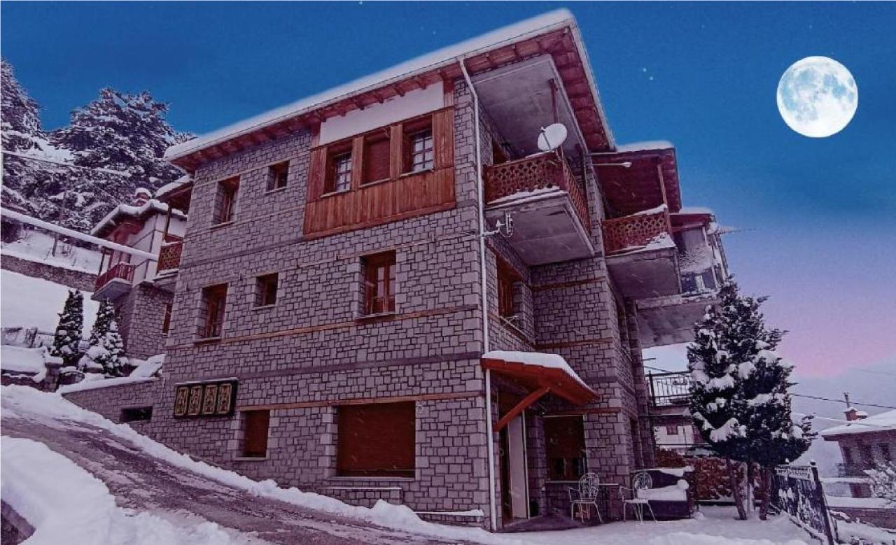 La Petri With Fireplace & View * Metsovo